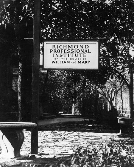 Sign onn Franklin Street in the City of Richmond: Richmond Professional Institute of the College of William and Mary